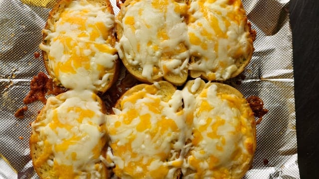 4 Cheese Bread.