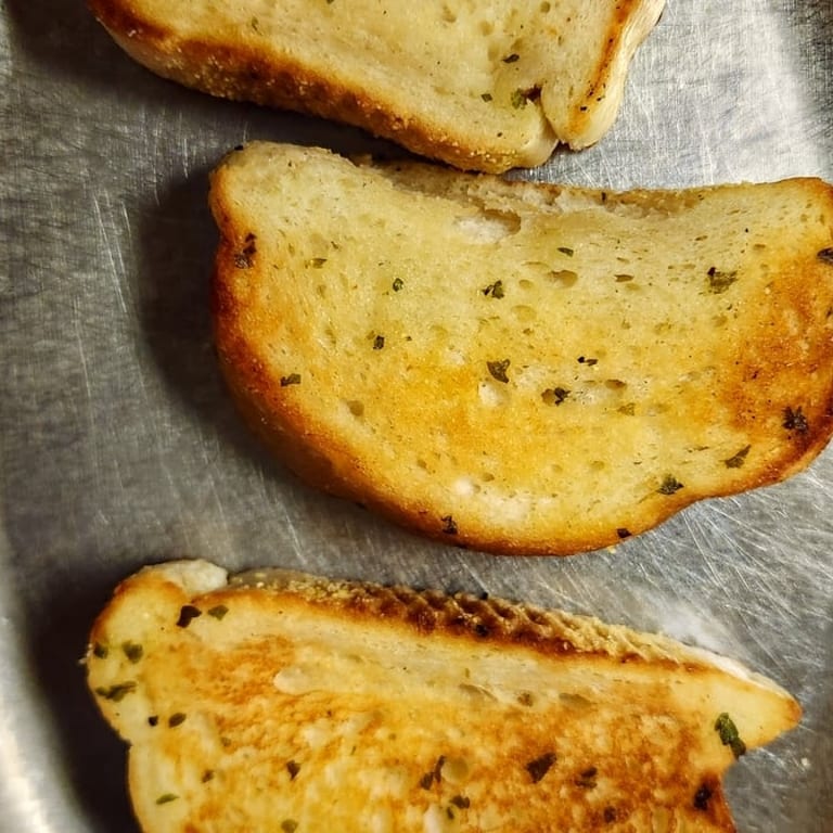 Garlic Bread Delights